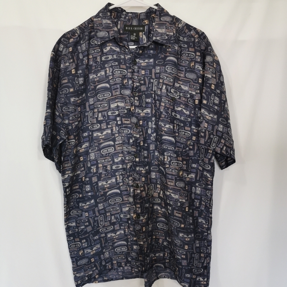 Men's Oleg Cassini Vintage Silk Short Sleeved Button Down Shirt - Sz M